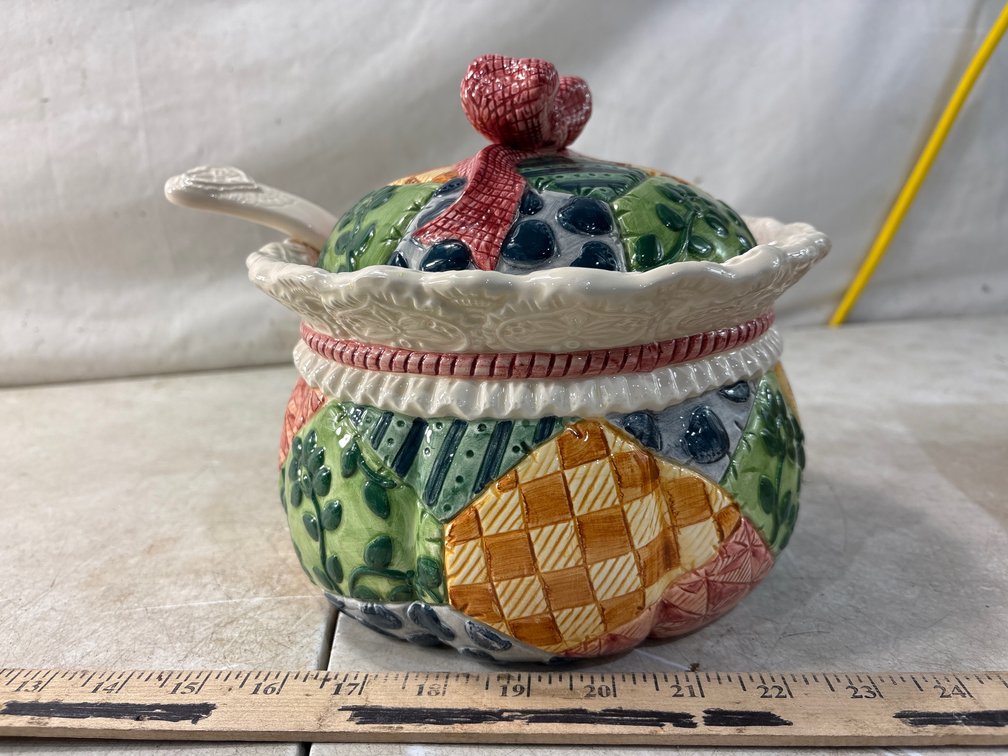 Ceramic Patchwork Covered Bowl/Soup Turreen with Spoon