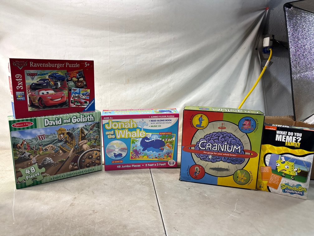 Board Games and Jigsaw Puzzles