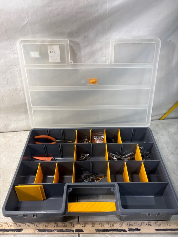 Plastic Compartment Organizers with Archery Broadheads