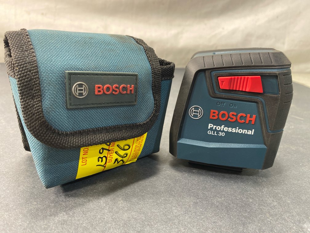 Bosch Professional GLL 30 Cross-Line Laser Level