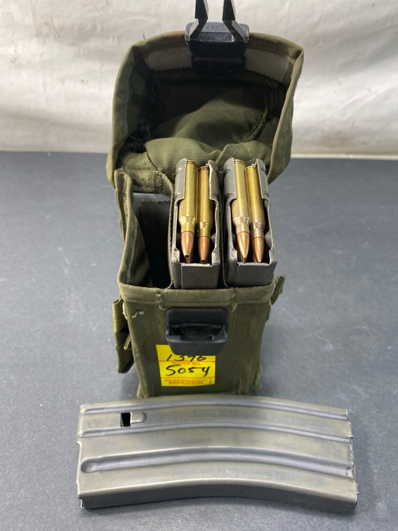 Tactical Magazine Pouch with Rifle Magazine