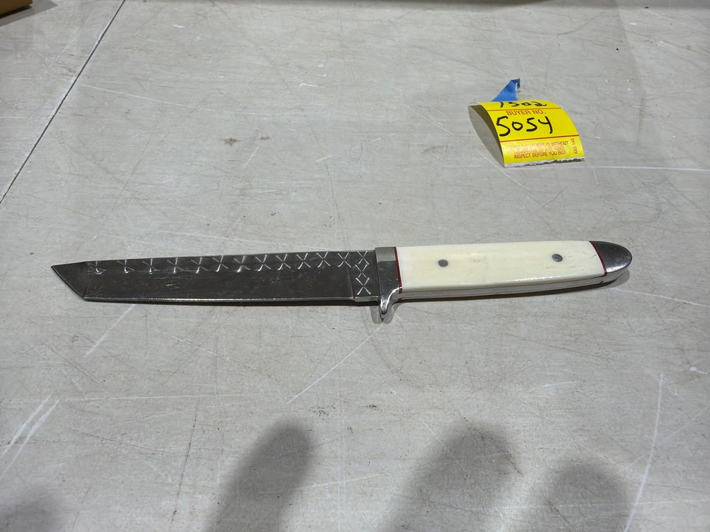 Avaritt Fixed-Blade Knife
