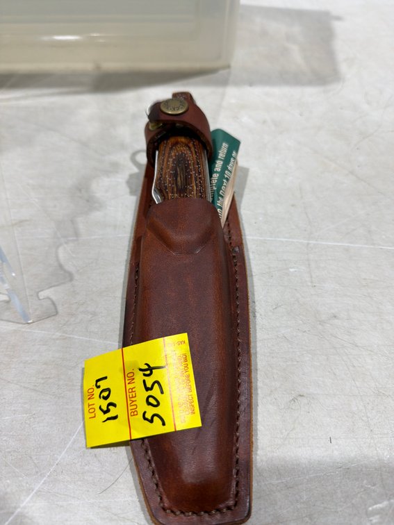 Buck 403 Fixed-Blade Knife with Leather Sheath