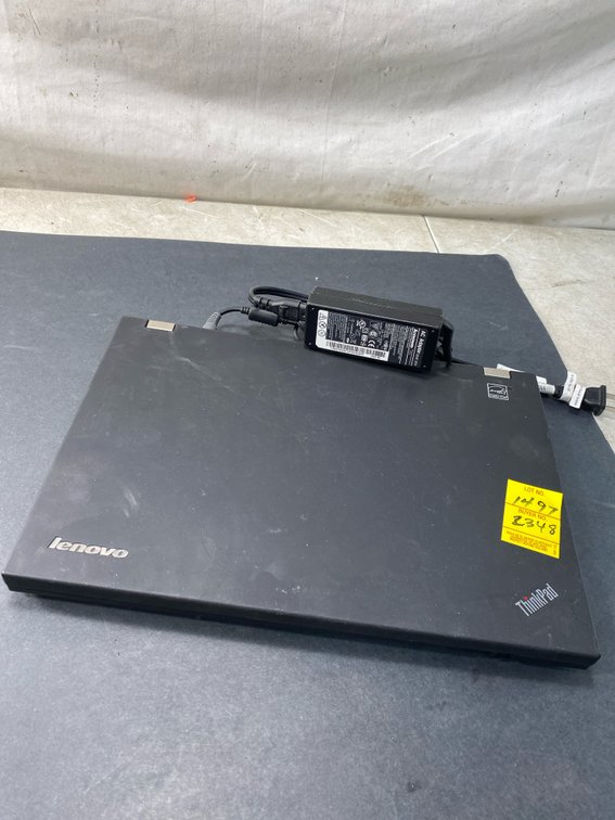 Lenovo ThinkPad T420 Laptop with AC Adapter