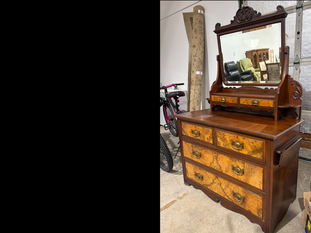 Victorian Walnut and Burr Walnut Dressing Chest