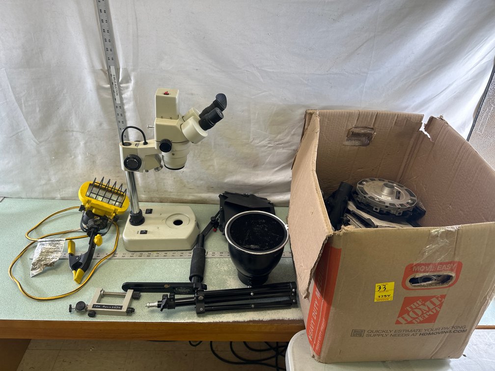 Stereo Microscope, Work Light, and Photo Equipment