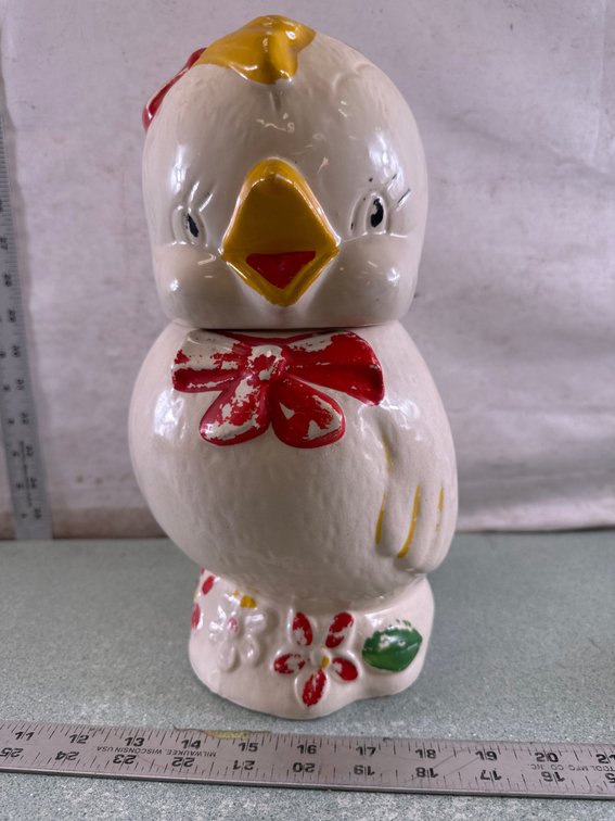 Bisque Chick Cookie Jar(40’s-50’s)