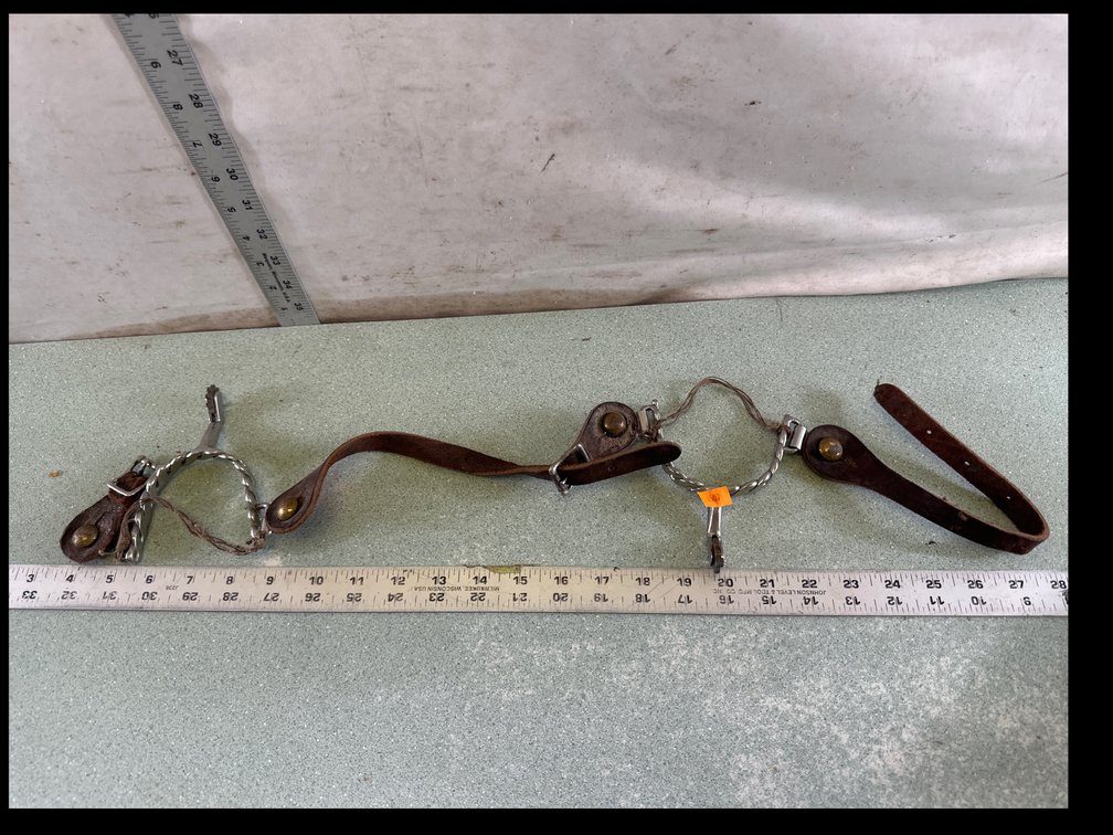 Twisted Metal Spur with Leather Strap