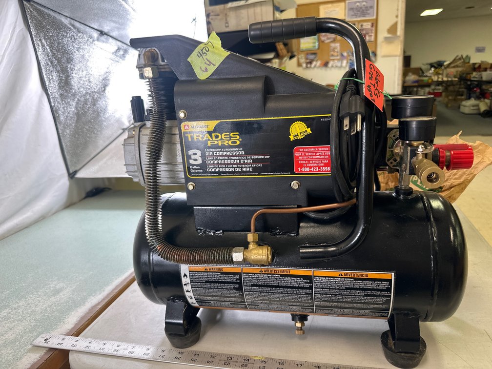 Trades Pro 3-Gallon Air Compressor #835408