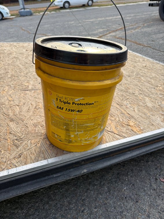 Shell Rotella T Triple Protection SAE 15W-40 Diesel Engine Oil Pail