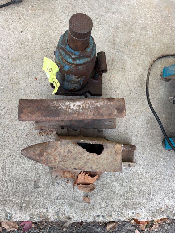 Hydraulic Bottle Jack, Railroad Track Anvil, Cast Anvil