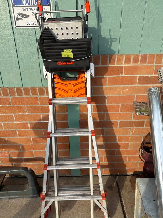 Little Giant Xtreme Special Edition Ladder with Fuel Tank