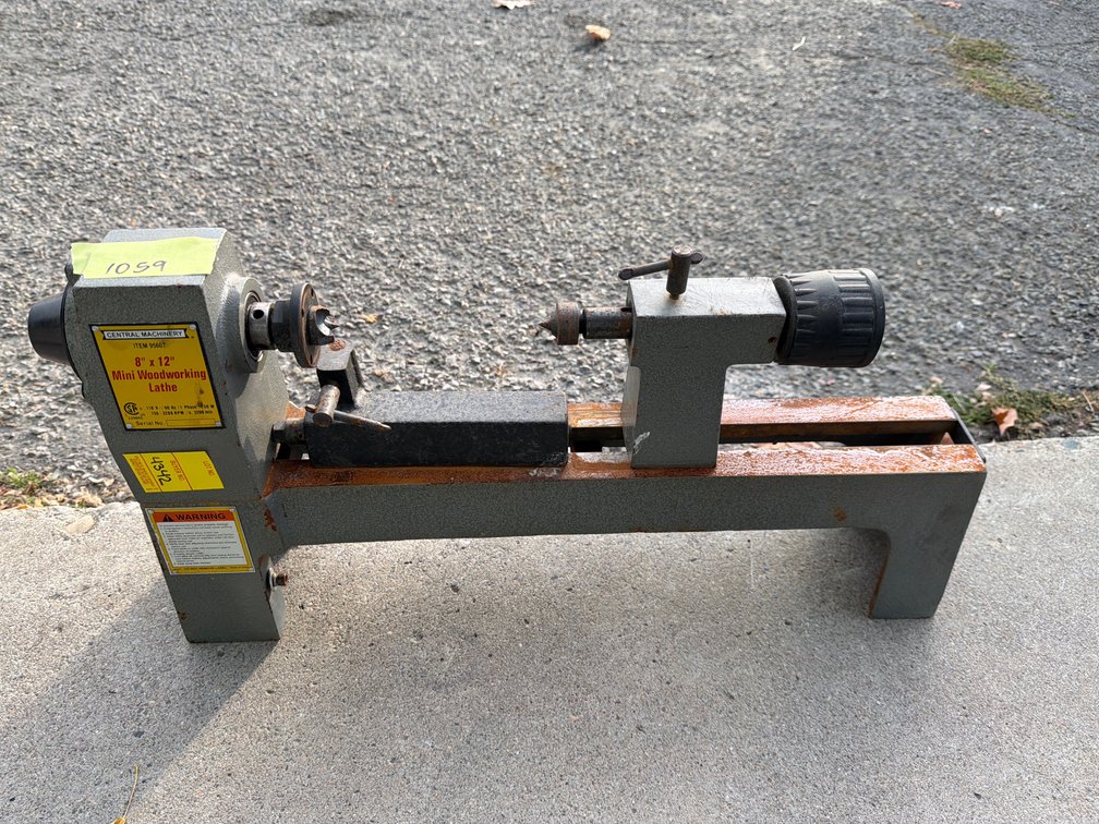 Central Machinery 8 in x 12 in Mini Woodworking Lathe Item 95607