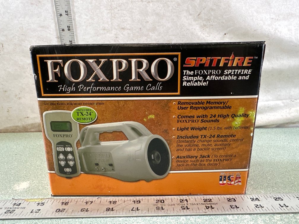 FOXPRO Spitfire Digital Game Call with TX-24 Remote