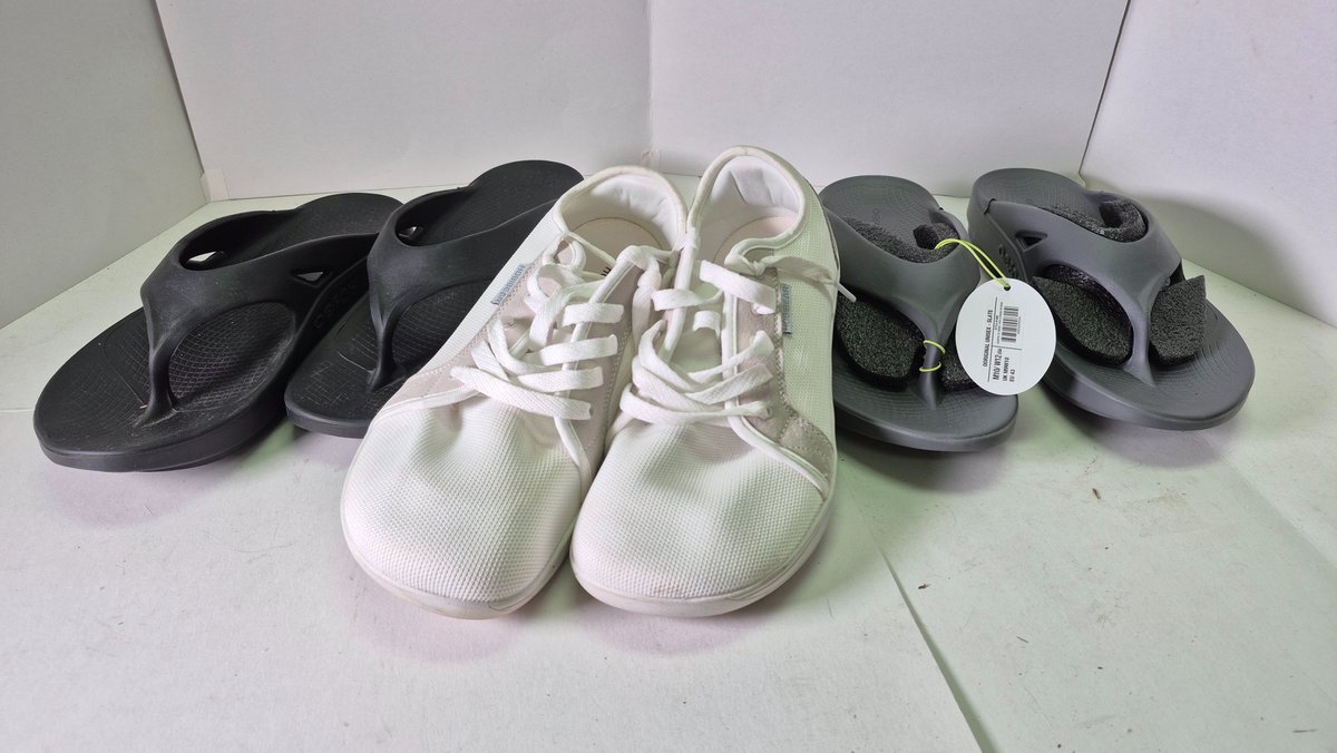 Sneakers and Foam Thong Sandals