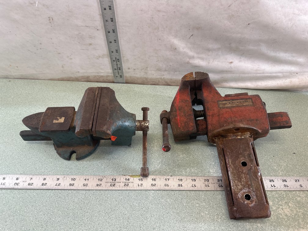 Cast Iron Bench Vise