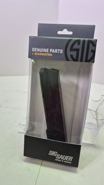 SIG Sauer P320 .40/.357 18-Round Full-Size Magazine
