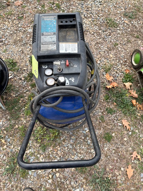 Campbell Hausfeld 5.5 HP 20 Gallon Air Compressor