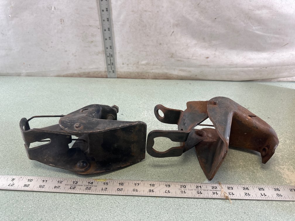 Steel Mounting Bracket Assembly