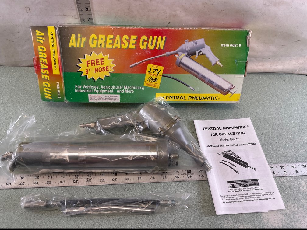 Central Pneumatic Air Grease Gun Model 00219