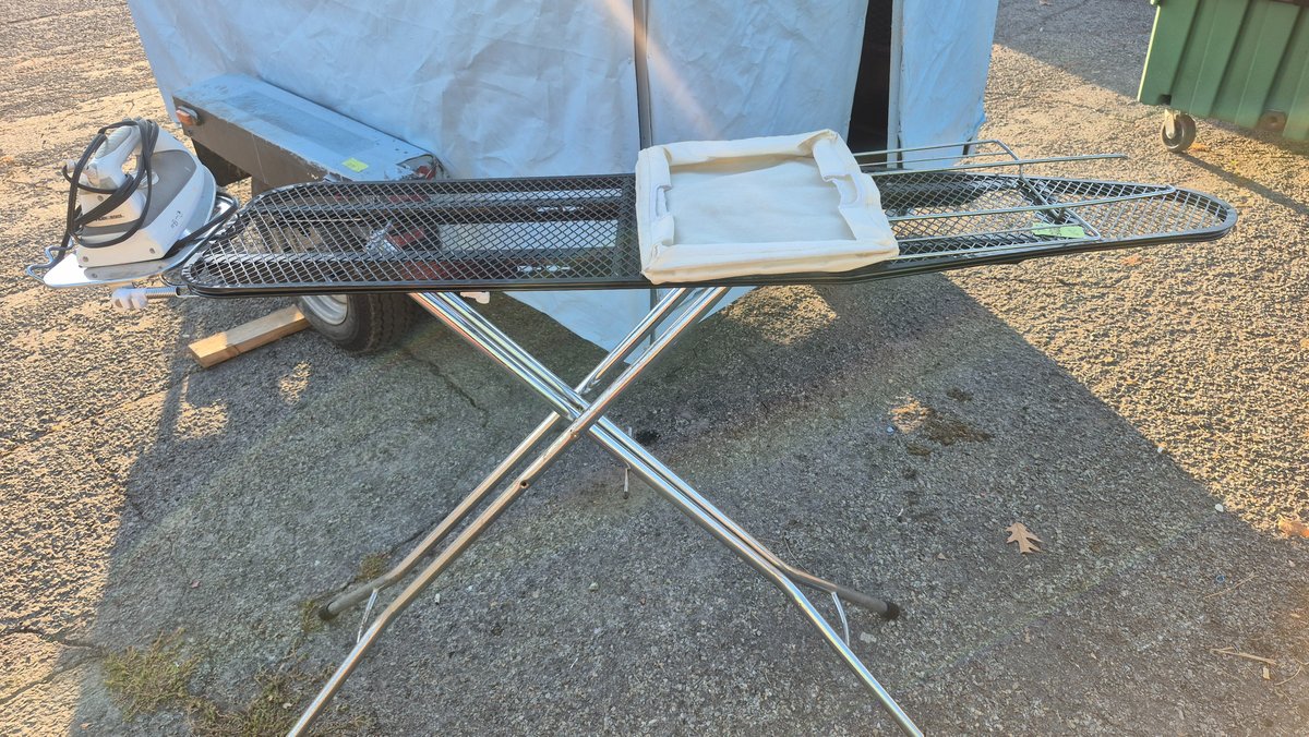 Metal Mesh Ironing Board with Electric Steam Iron