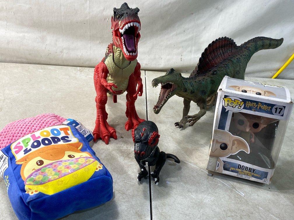 Dinosaur Figure, Vinyl Figure, Plush Toy