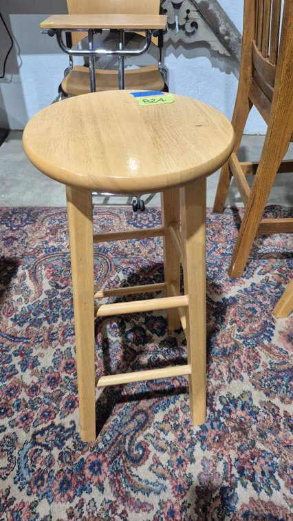 Light Wood Round Seat Bar Stool