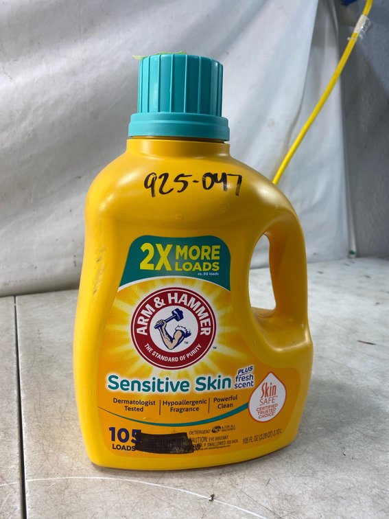 Arm & Hammer Sensitive Skin Laundry Detergent, 105 fl oz