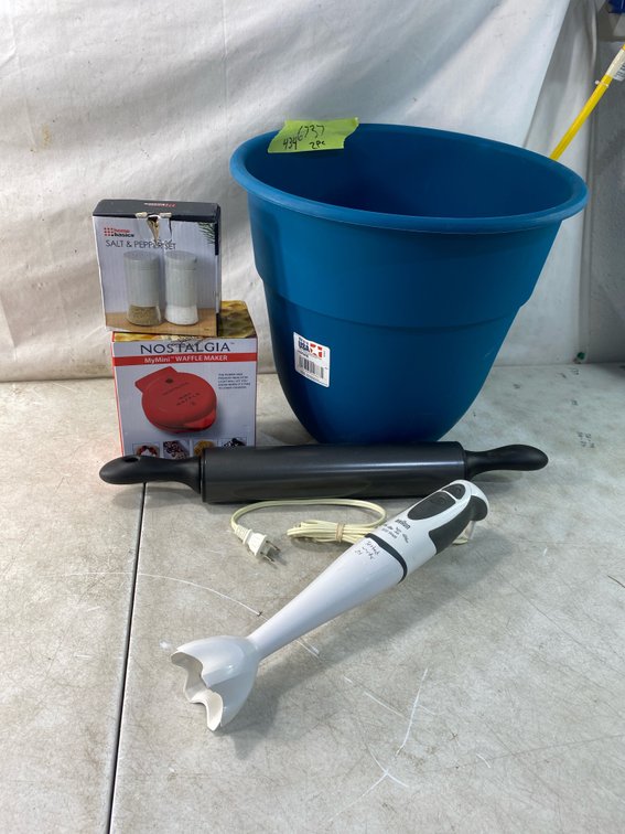 Kitchenware and Planter