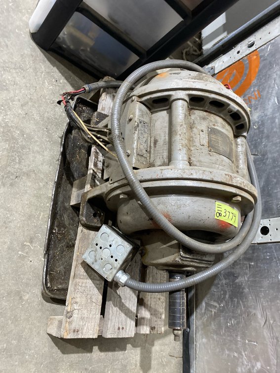General Electric 7 1/2 HP Induction Motor
