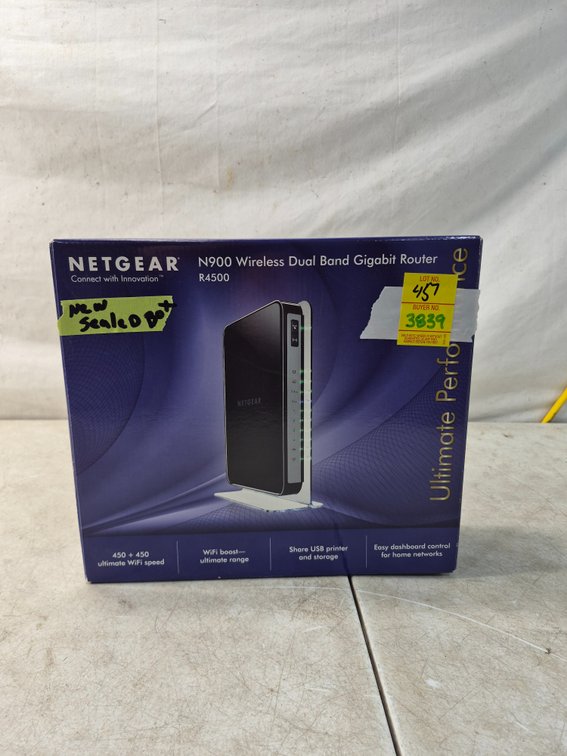 NETGEAR N900 Wireless Dual Band Gigabit Router R4500