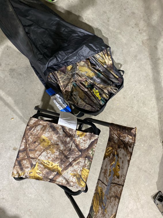 Camouflage Ground Blind and Folding Chair