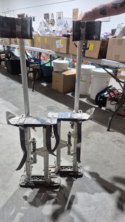 Adjustable Aluminum Drywall Stilts