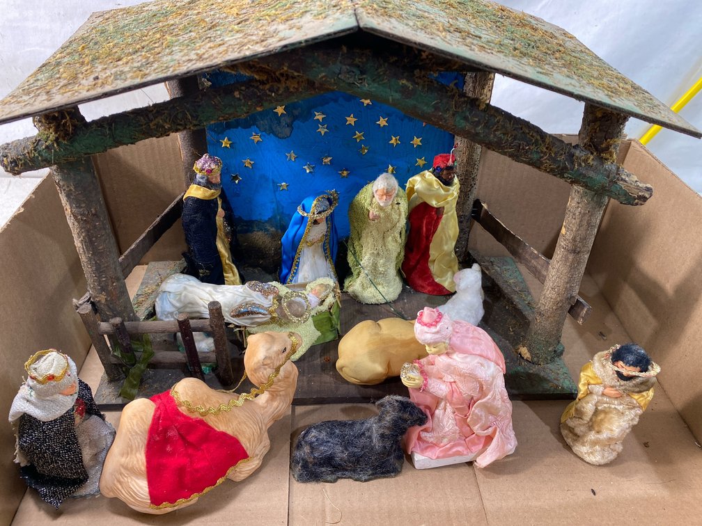 Wooden Nativity Creche Set