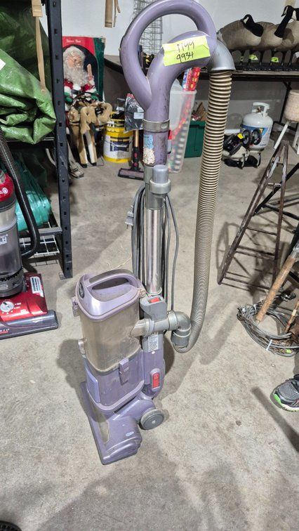 Shark Lift-Away Upright Vacuum Cleaner