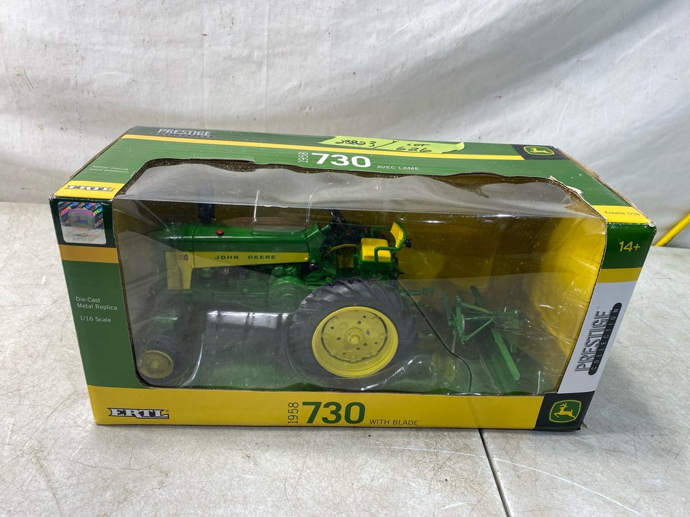 ERTL 1/16 Scale 1958 John Deere 730 Tractor with Blade
