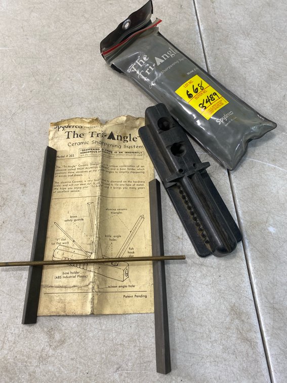 Spyderco Tri-Angle Ceramic Sharpening System Model 203