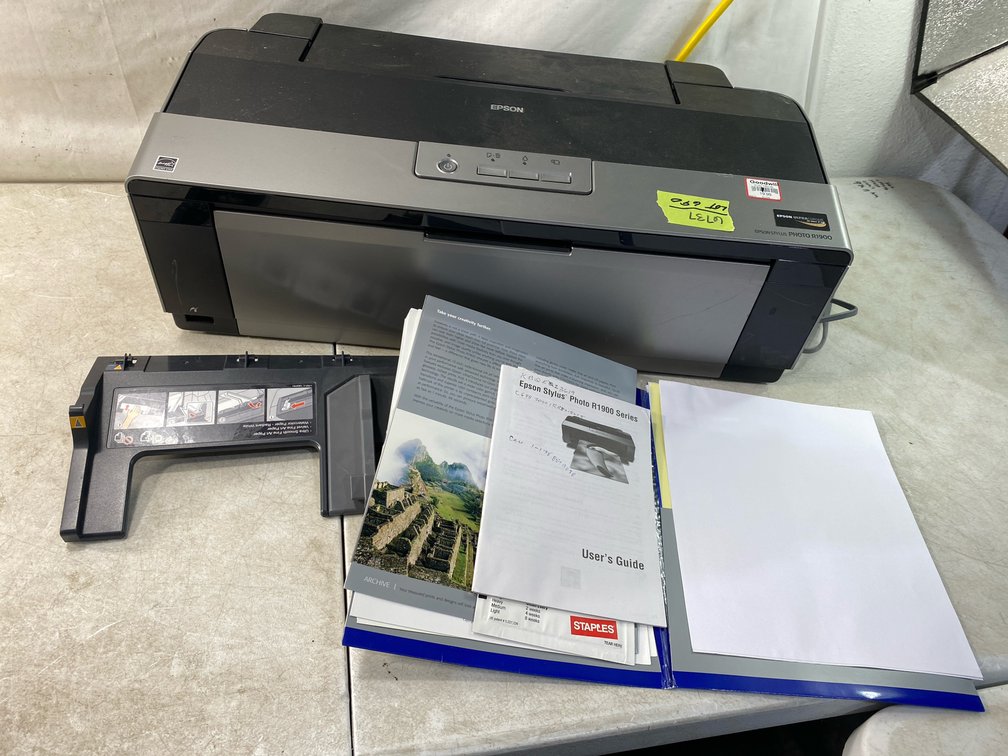 Epson Stylus Photo R1900 Inkjet Printer