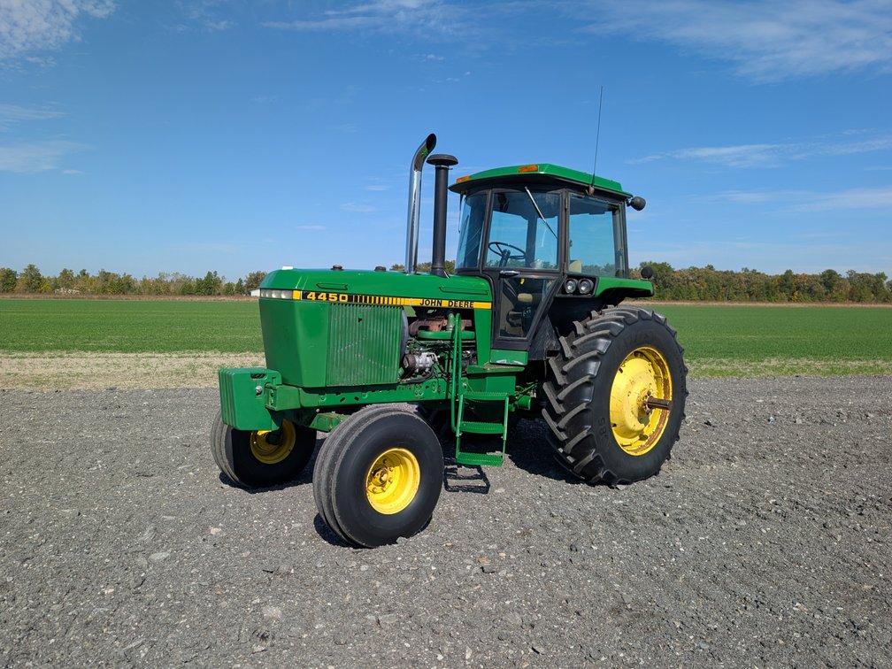 John Deere 4450