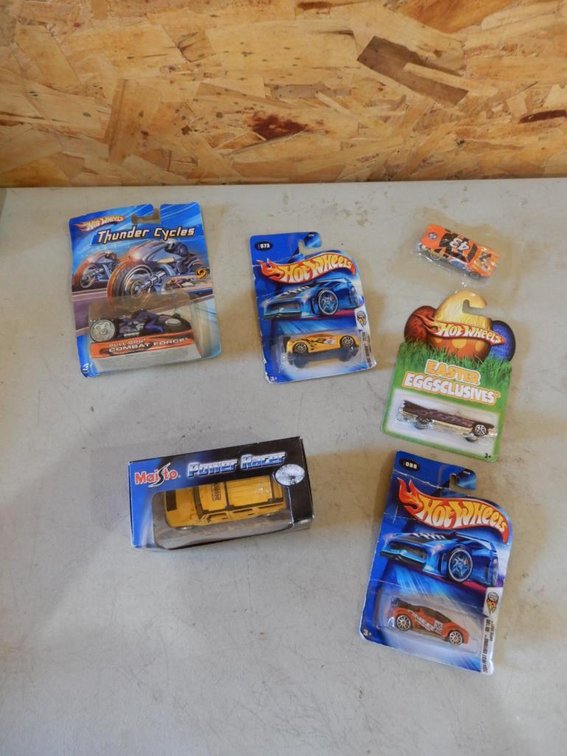 Hot Wheels, Maisto