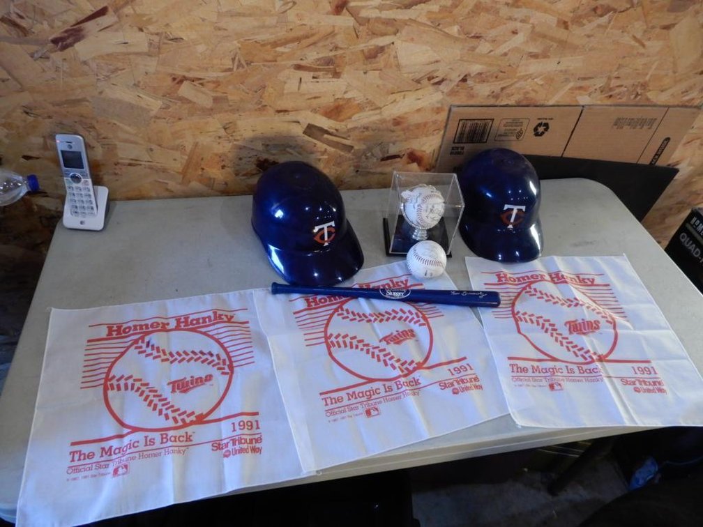 Twins Collectables