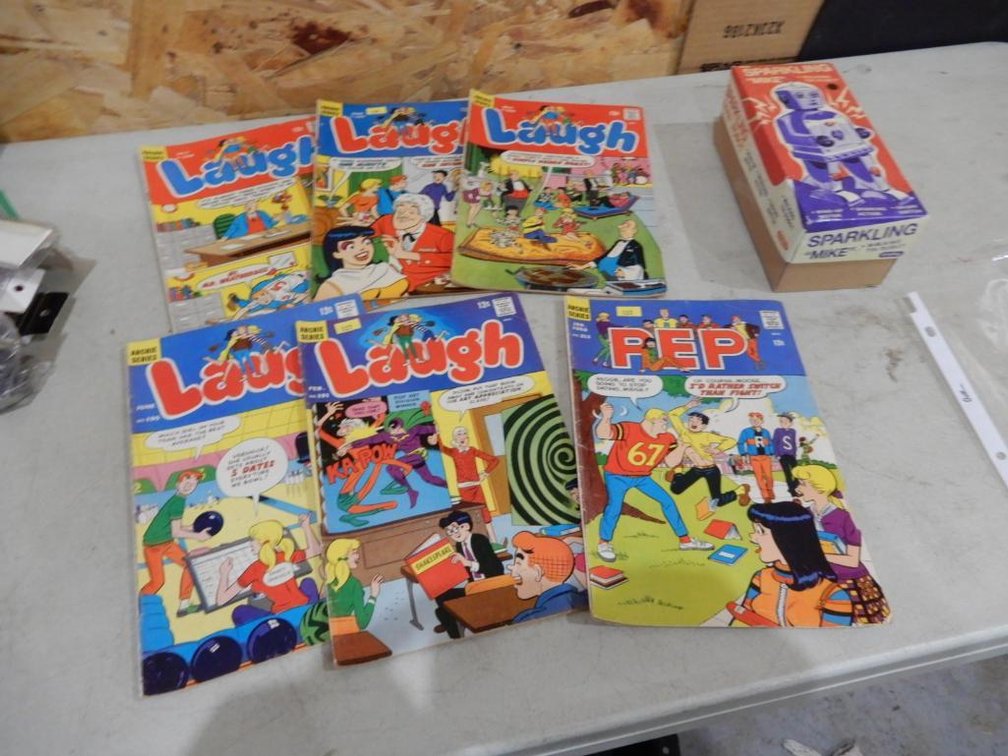 Sparkling Mike and Pep Comics