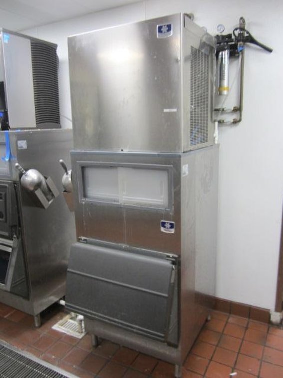 MANITOWOC STAINLESS STEEL ICE MACHINE