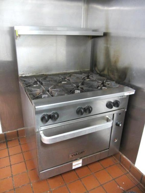 VULCAN COMMERCIAL STAINLESS STEEL GAS OVEN/RANGE