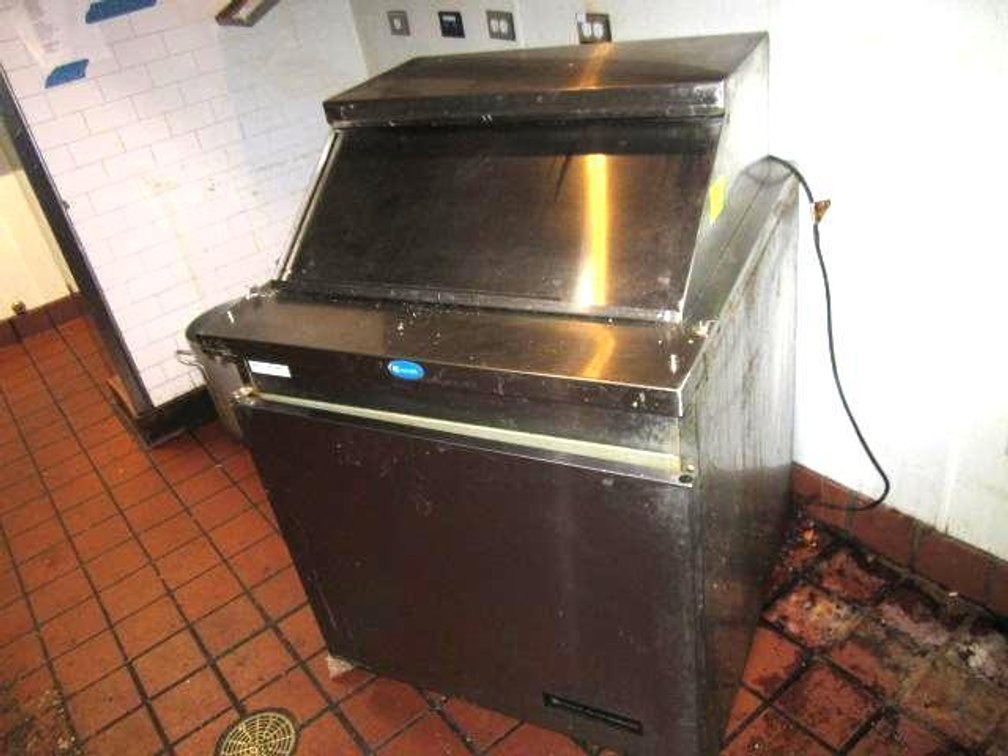RANDELL COMMERCIAL STAINLESS STEEL PREP TABLE/COOLER