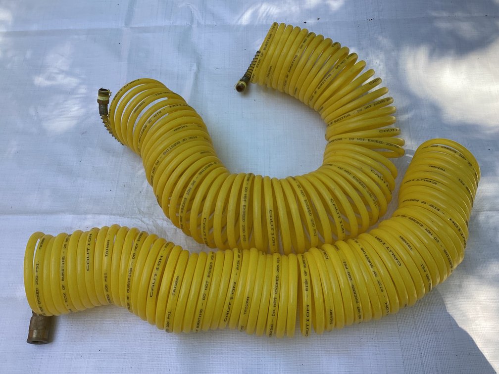 2 EXPANDING AIR HOSES
