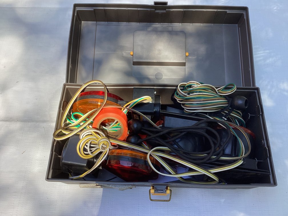 EMERGENCY TRAILER LIGHT KIT