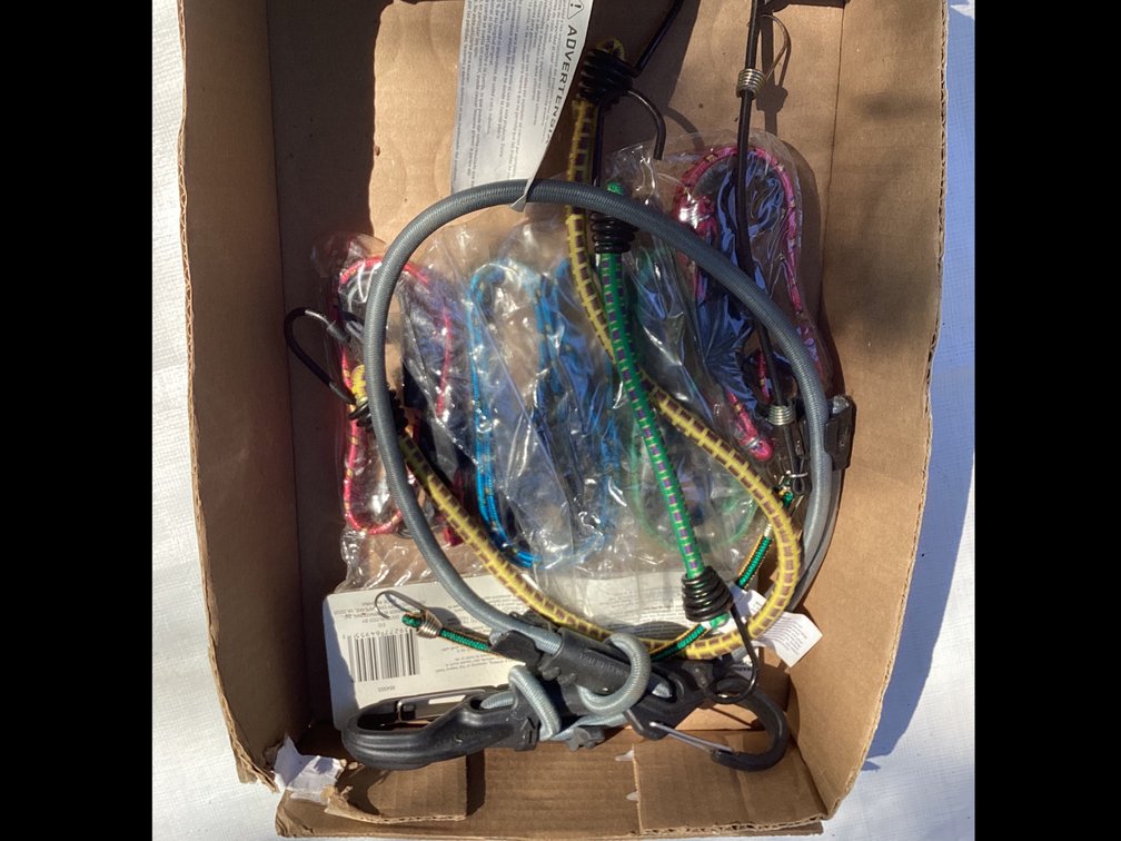 7 BUNGEE CORDS