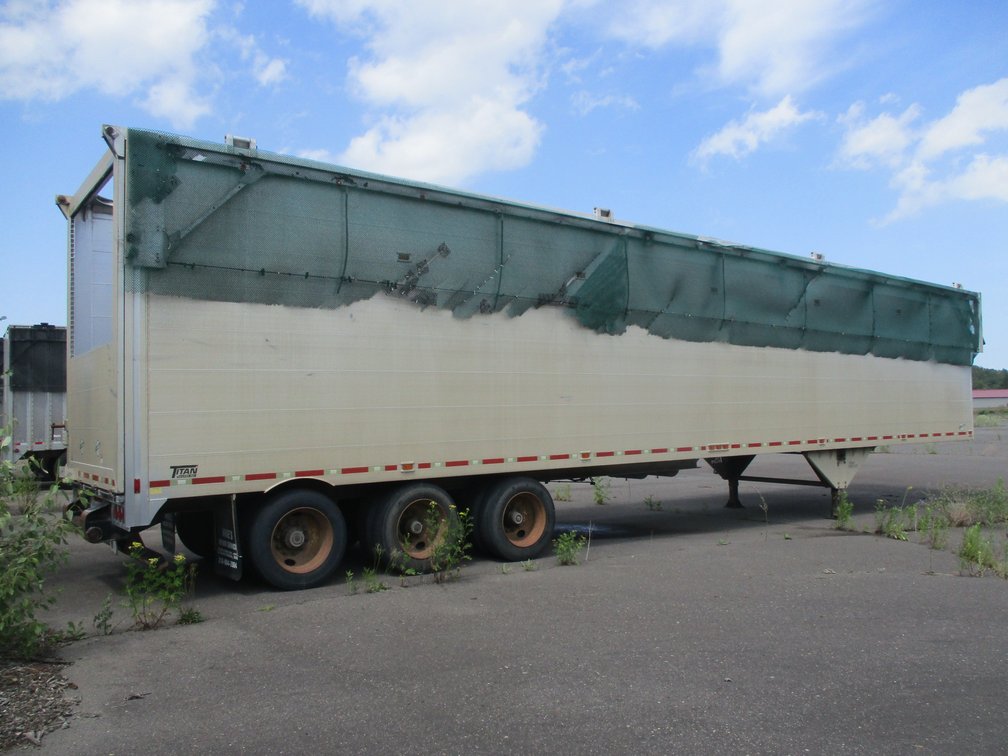 2007 Titan Maxwell Semi trailer