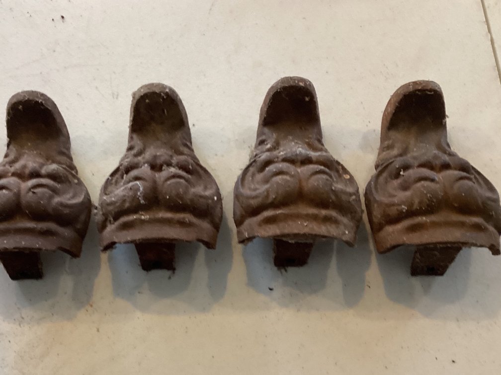 4 antique claw feet